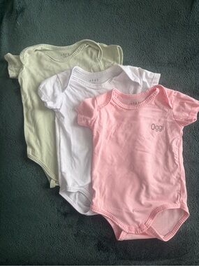 Unk Pink, White & Light Green Short-Sleeve Baby One-Piece Bodysuits